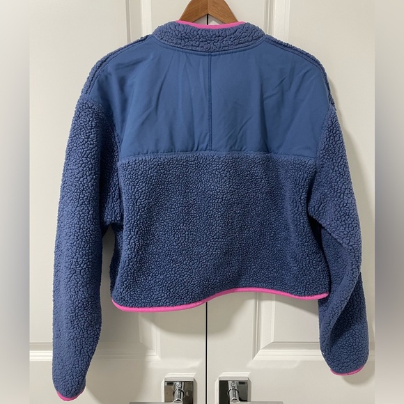 NIKE- crop Sherpa 1/4 zip - Picture 4 of 6